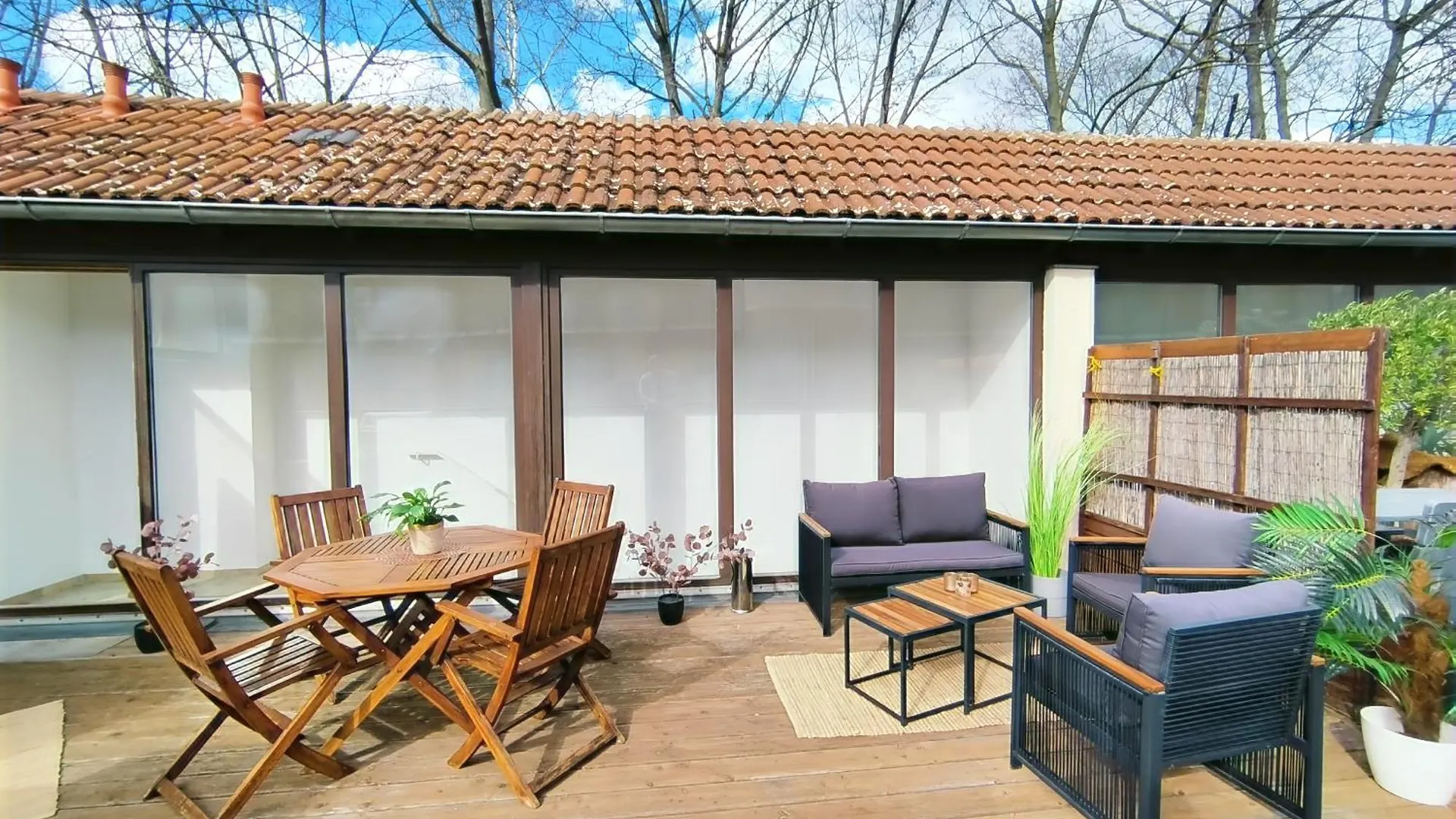 Design-Apartmenthaus Fuer Bis Zu 12, Modern, Dachterrasse, Grill, Ruhige Lage, Disney Plus, Wii, Lan Und Wlan Norimberk